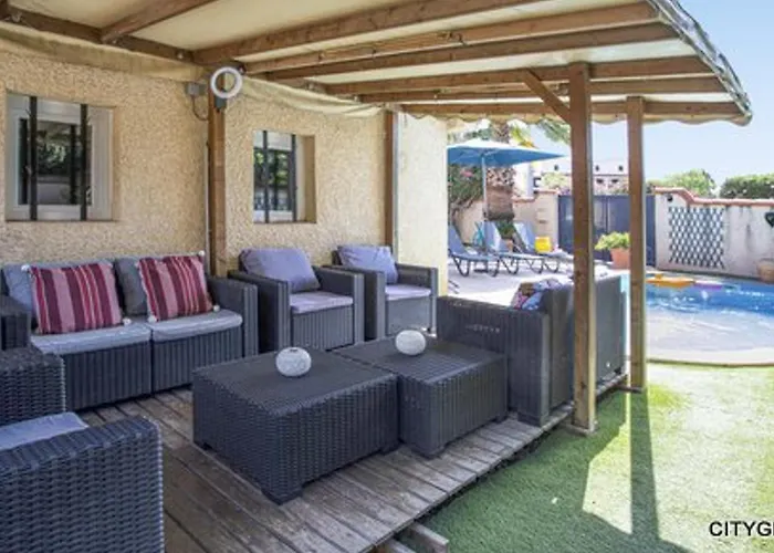 T5 Renovee Proche Et Commerces - Fr-1-696-59 Saintes-Marie-la-Mer